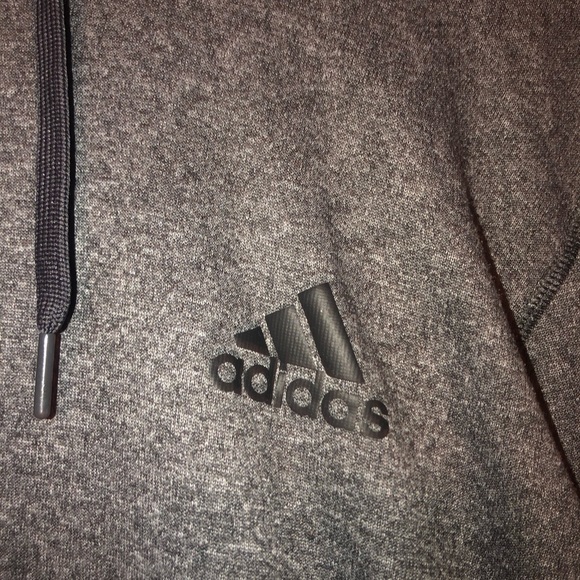 Sweatshirt - Picture 2 of 4